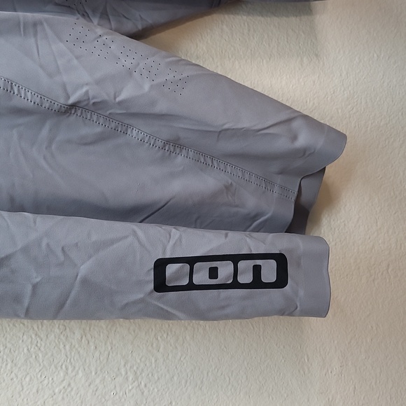 Ion Mens Gray Surfing Elements Board shorts - Picture 2 of 12